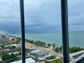 中天海滩thian tong Condotel145 Soi Jomtien 7